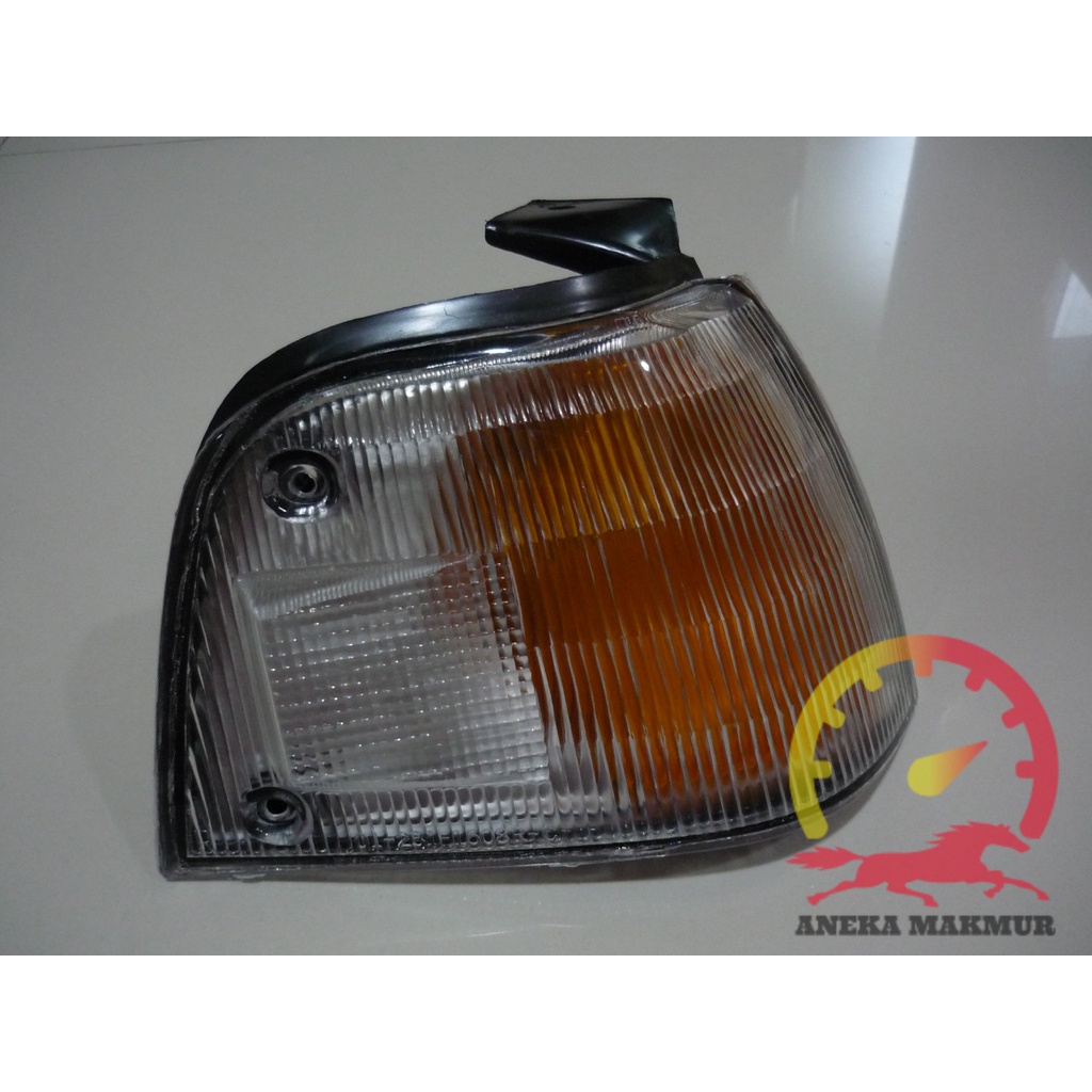 Lampu Front Corner Lamp Ford Laser Taxi 1988 Lampu Sen Ford Laser Taxi  1988