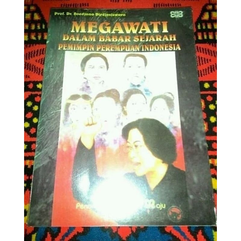 MEGAWATI dalam Babar Sejarah Pemimpin Perempuan Indonesia