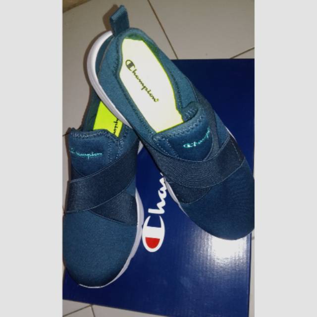 Sepatu Champion Payless