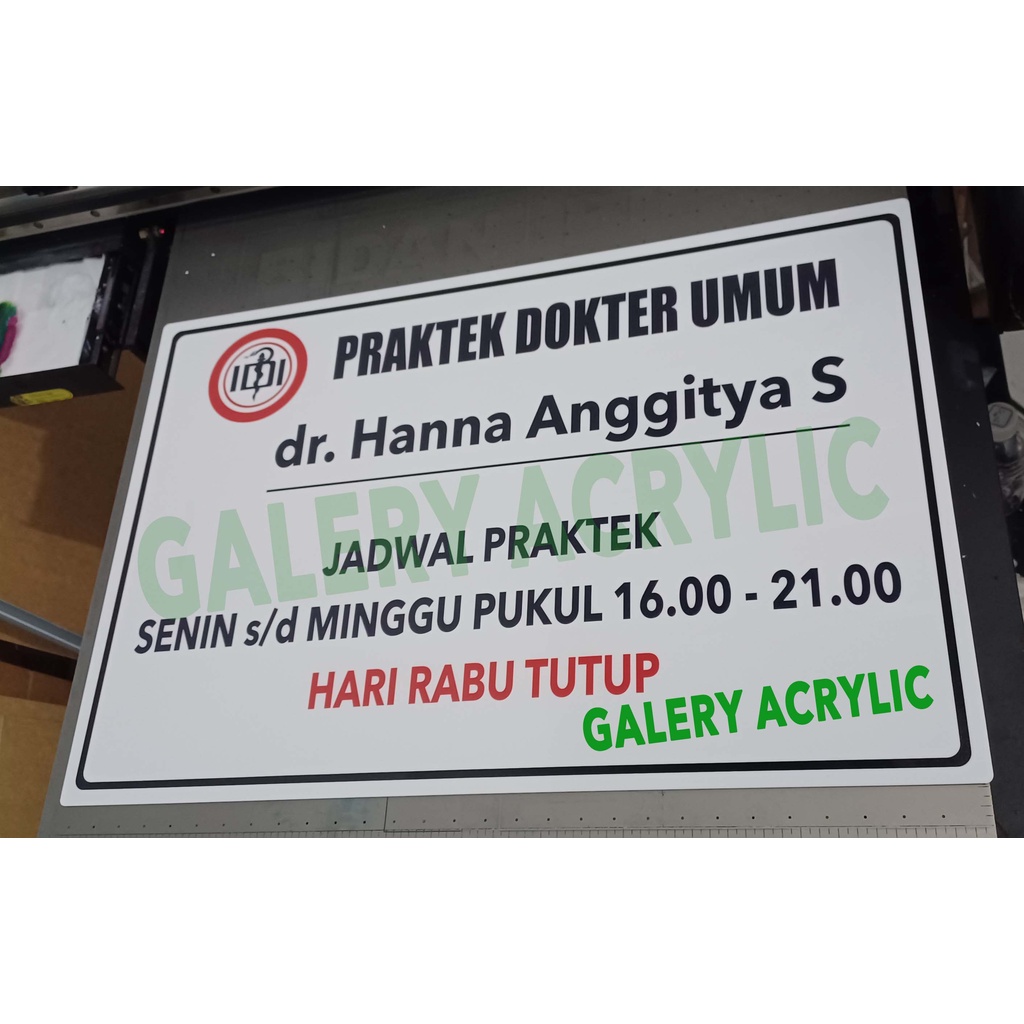 

Sign Label Acrylic, Sign Board Acrylic, Papan Nama Akrilik, Papan Jadwal dokter, Perawat, Apoteker, Bidan,Kantor dll,Papan nama Custom
