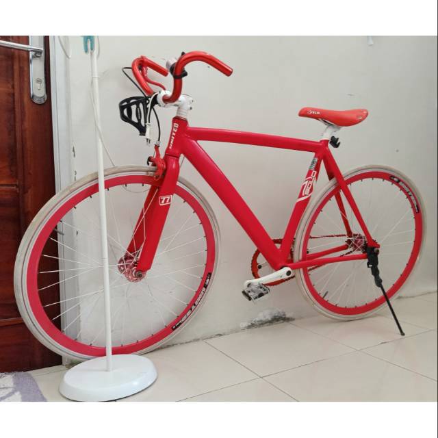 United fixie soloist 77