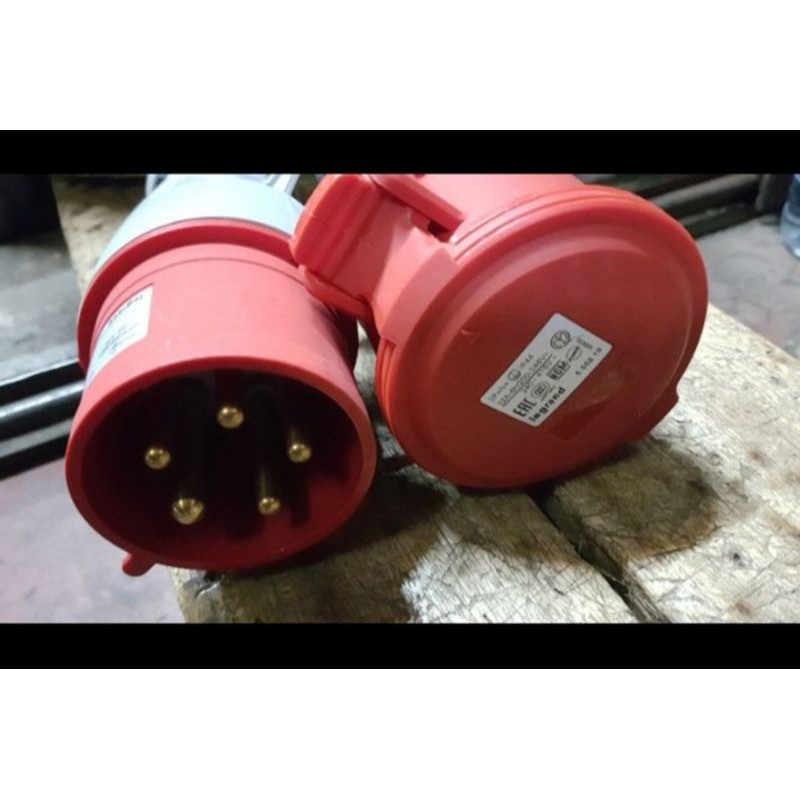 soket industri / stop kontak industri / pkug industri legrand 5pin 32a
