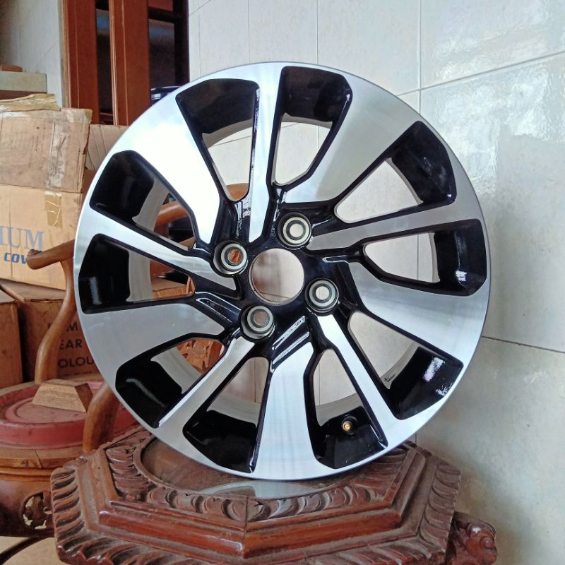 Velg Mobil Honda Brio RS R15, Lubang/PCD 4/100 (Original)