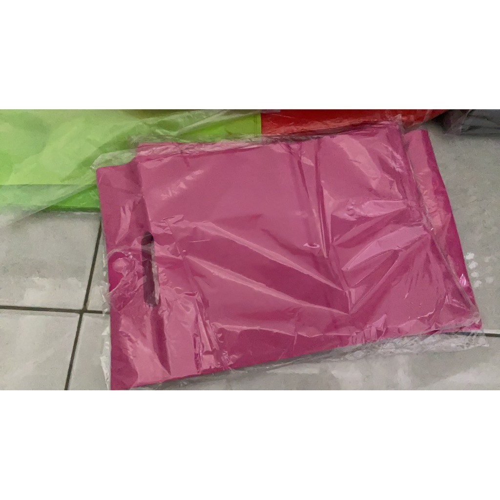 Kantong plastik 20cm x 30 cm isi 100 bh