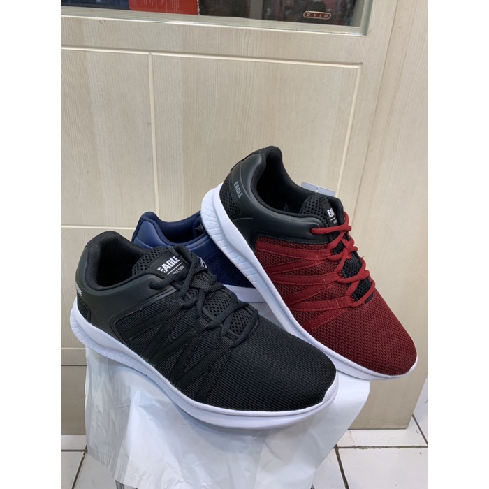 Sepatu Sneakers Eagle Trans