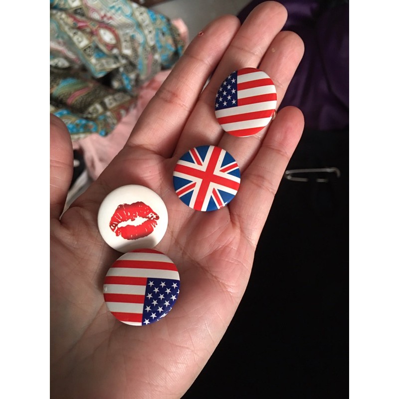 Preloved pin set usa