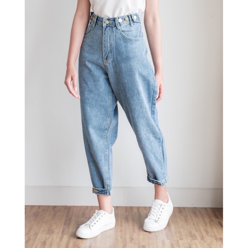 Preloved Myrubylicious ASAGAO Denim Pants Light Blue S