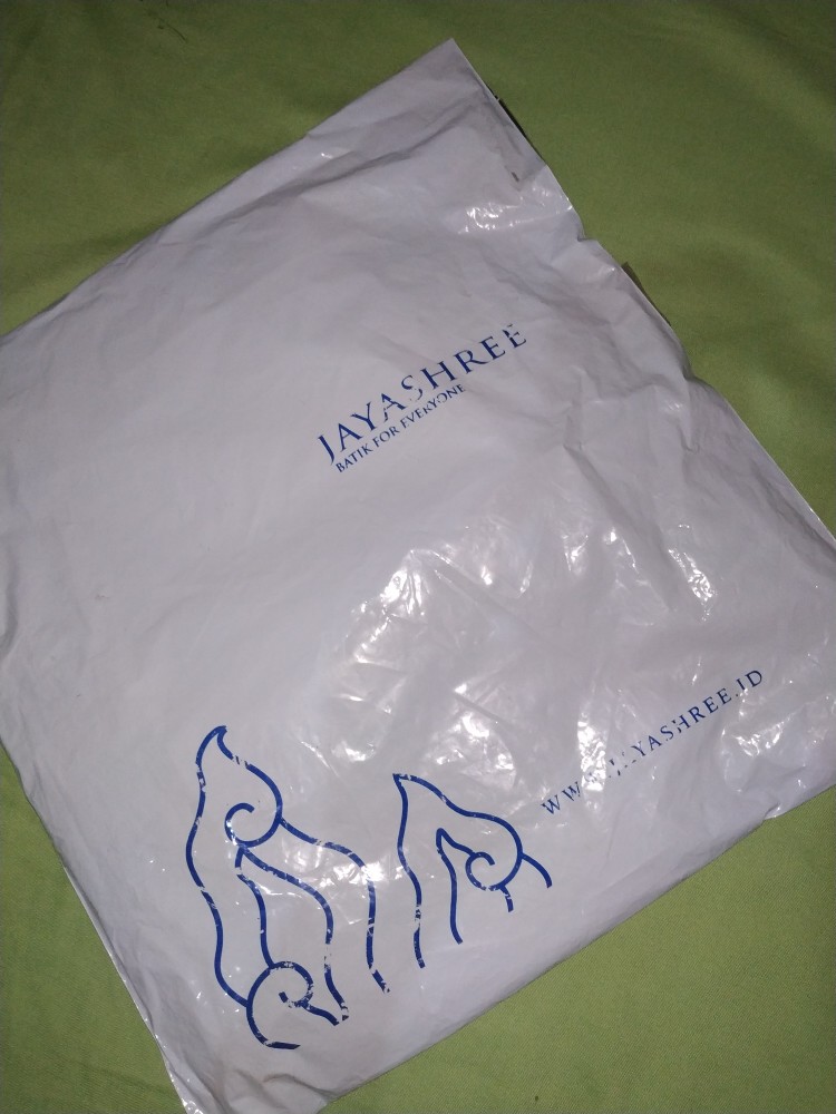 Jayashree Batik Regfit Gatha Short Sleeve