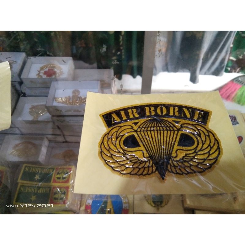 Stiker Embos Airborne | Stiker Airborne | Stiker Airborne timbul | Stiker kaca | Stiker motor