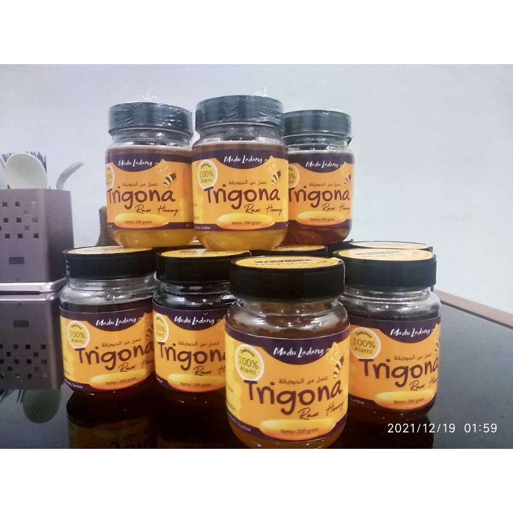 

Madu Trigona/Kelulut/Klanceng/Galo-galo/Stingless bee LADANG 200 gram MURNI (kadar air <22% lebih awet)