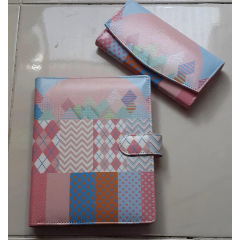 

Binder Tribal square