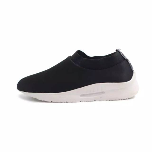 Big Sale] Sepatu Slip On Wanita Vegasus