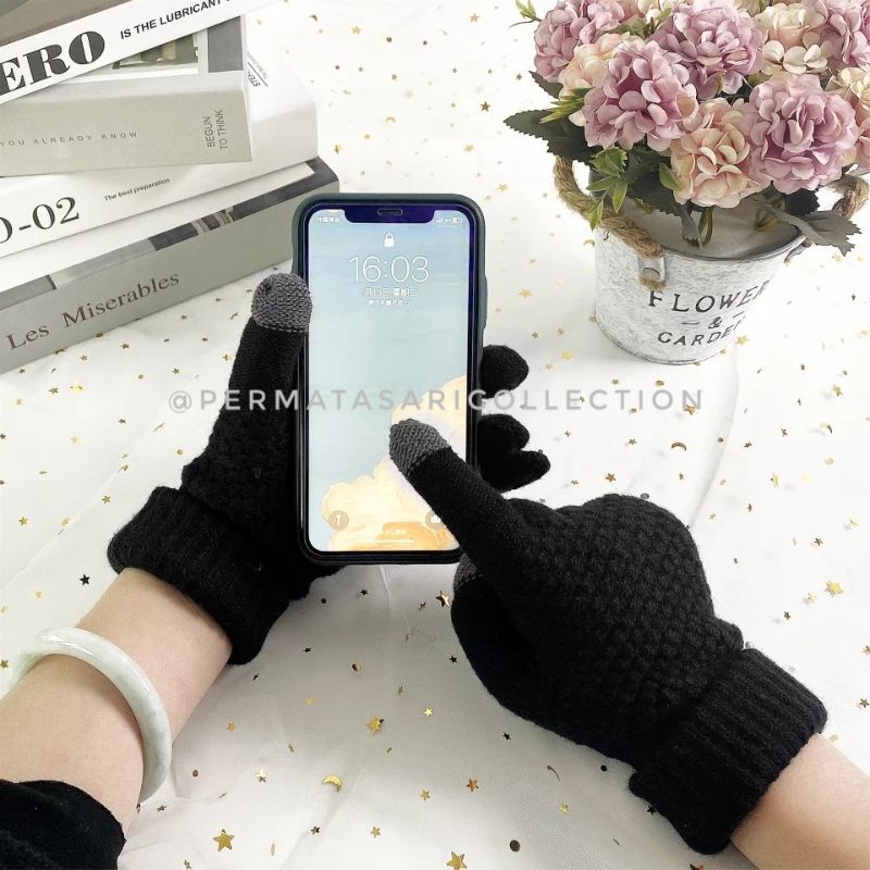 Sarung Tangan Pria Wanita Glove Women Men Gloves Touchscreen Winter Rajut Tebal Dewasa Remaja Pengendara Motor Biker Cuaca Musim Dingin Hangat Bahan Wol Wool Gunung Rusa Luar Negeri Import