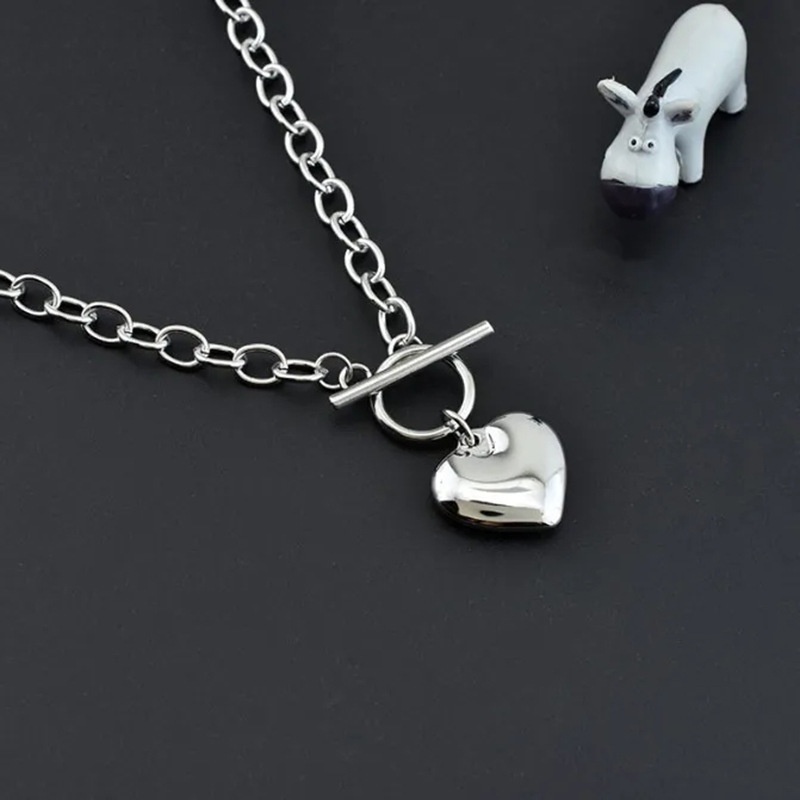 We Flower Kalung Rantai Liontin Hati Warna Silver Gaya Punk Retro Untuk Wanita