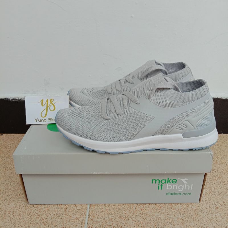 [Original] Sepatu Sneakers/Sepatu Running Wanita Diadora Ricco Grey