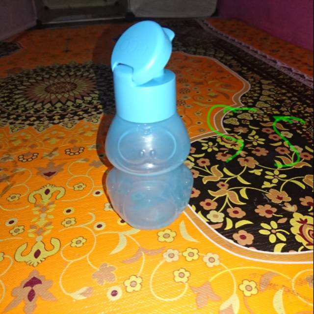 Botol minum anak Tupperware