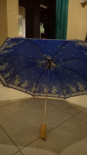Display Umbrella Hotel Taman Grosir Payung Lipat 2 Motif Bunga Hadiah Sauvenir Pernikahan Murah