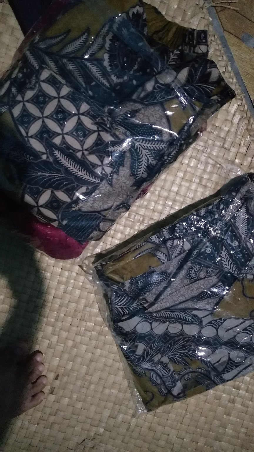 Maura Couple - Sania Ruffle Batik Couple Ori Ndoro Jowi Dnt Garansi Termurah Shopee - Couple Viviana