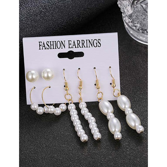 LRC Antring Set Fashion White Pearl Irregular Geometric Earring Set D84471