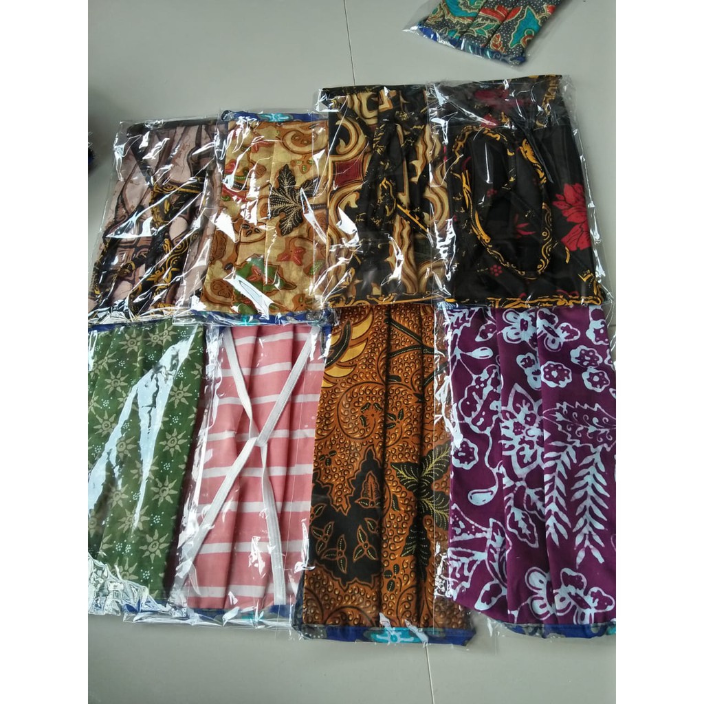 Masker Kain Batik Dua Lapis Bahan Katun Halus dan Tebal Bisa Dimasukan Tisu Tengahnya-1