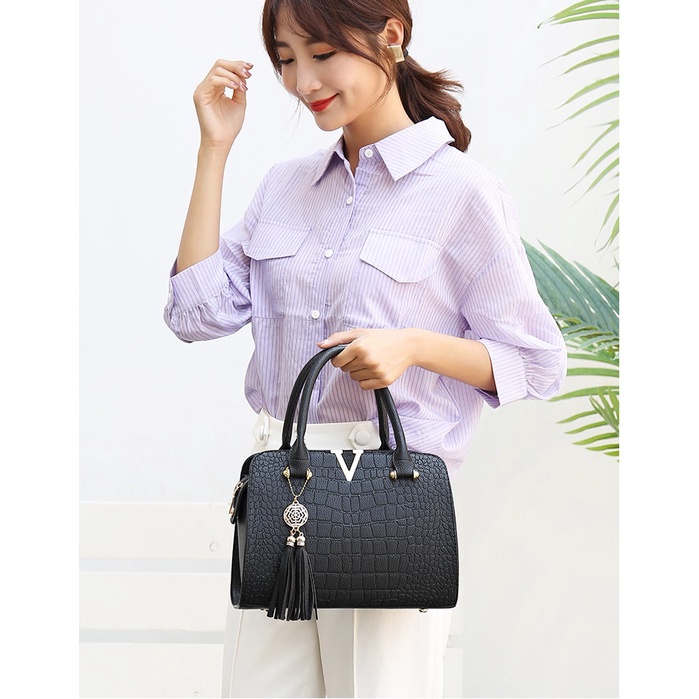 121866 Handbag Tas Selempang Wanita Import Slingbag Cewek GT1866