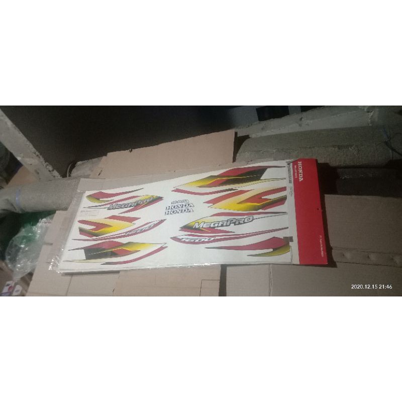 stripe sticker striping set honda megapro 871x0-keh-670za ori AHM