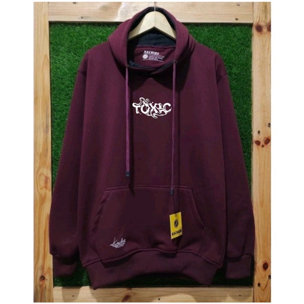 [Bayar Di Tempat] Sweater Hoodie Pria Kachios Warna Hitam List Toxic Terbaru Brand Distro Bandung Motif Simple