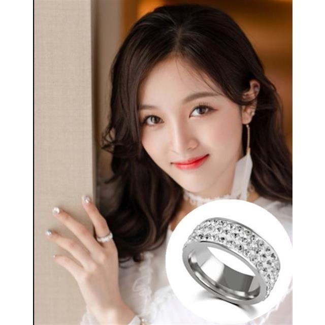 Cincin Silver Bahan Titanium Hias Batu Sparkling Gaya Korea Untuk Pria Dan Wanita