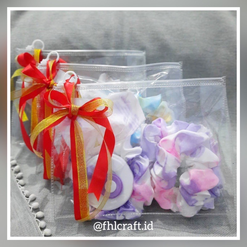 

Hampers Cewek / Bridesmaid Hampers / GF Hampers - TIE DYE SERIES