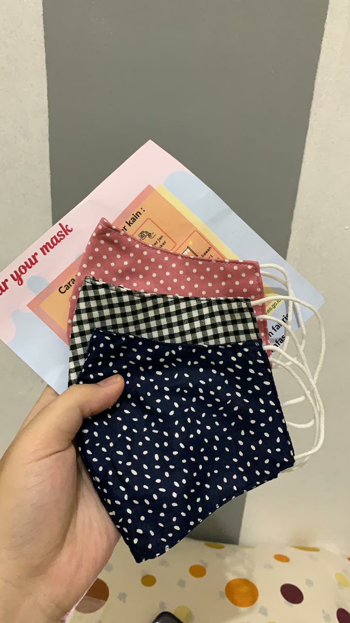 Masker Kain Earloop Dan Hijab Motif 3 Lapis