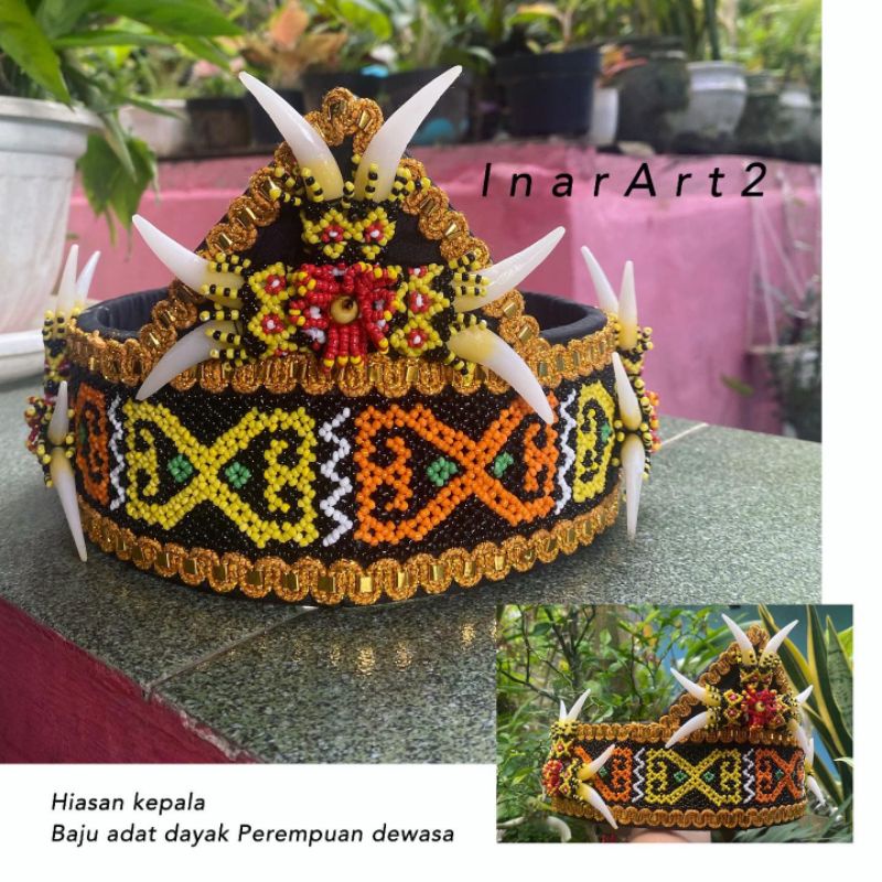 HIASAN KEPALA BAJU ADAT DAYAK DEWASA (PEREMPUAN)