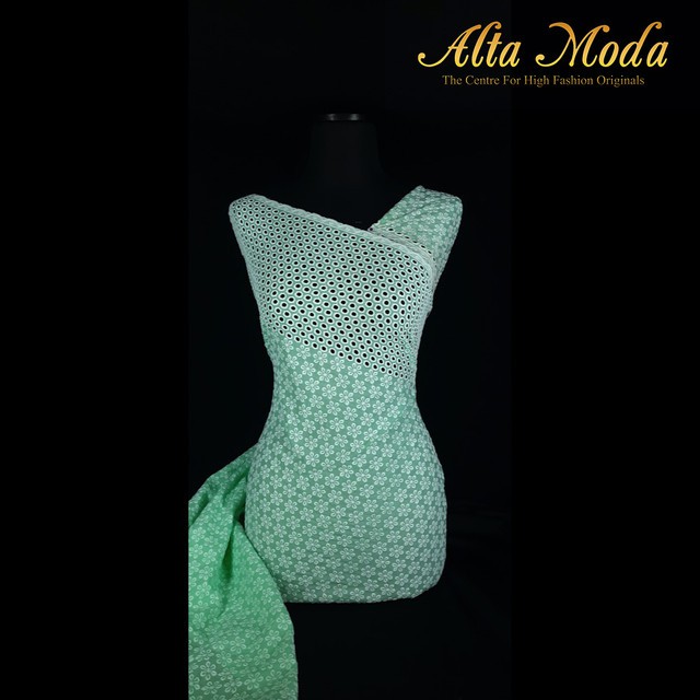 

Alta Moda Katun Bordir Motif Bunga Bintang Bordir Pinggir Hijau (0.5M)