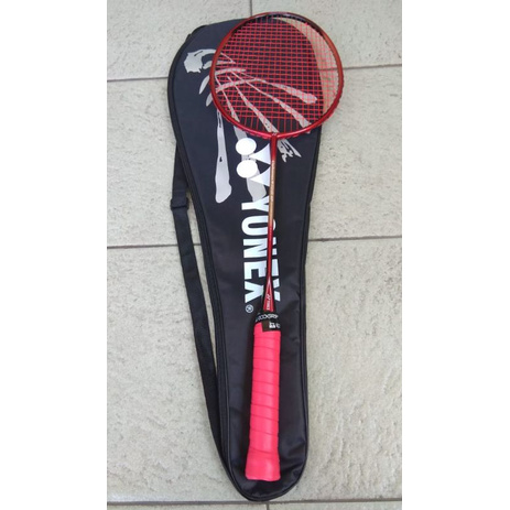 RAKET BULUTANGKIS YONEX