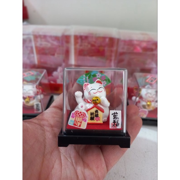 Maneki Neko Box Acrylic / Kucing Hoki Box Acrylic / Fortune Cat Acrylic / Cao Cai Mao