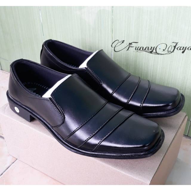 Sepatu Kantor Pantovel Formal Pria Kerja Dinas Fantofel Fantovel Fantopel Hitam