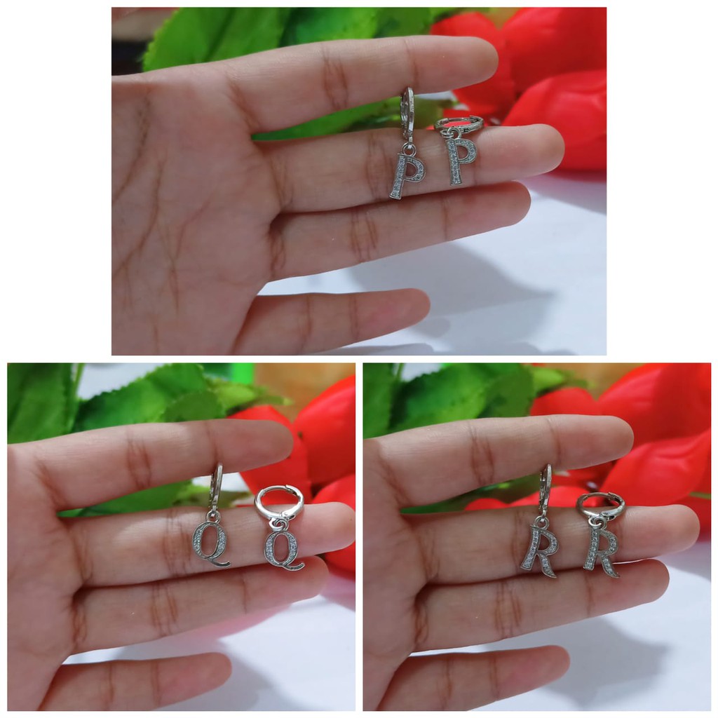 Anting huruf Ininsial A-Z permata mewah silver gold Chat Kami pilih huruf (COD)