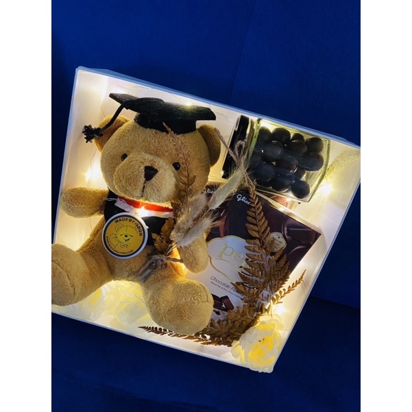 

hampers boneka,kado,gift