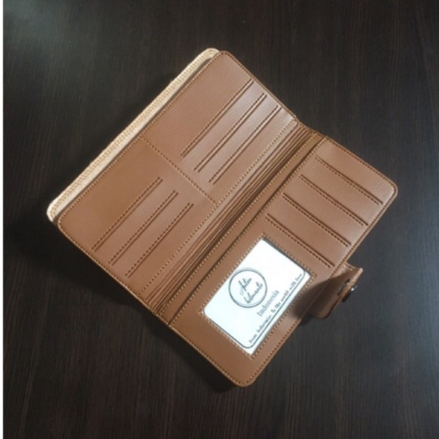 dompet lipat pria ukuran panjang bahan kulit sintetis lokal colombo varian 4 warna #dompet #dompetpria #dompetcowok #dompetpanjang #dompetkeren #dompetlokal