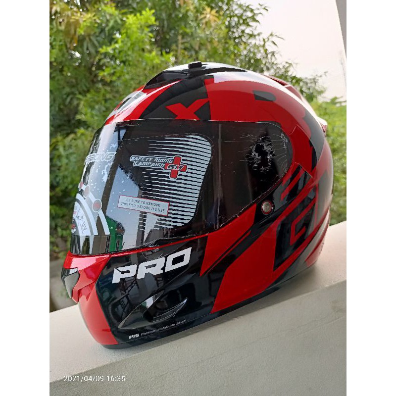 Helm GM Race Pro ZR 650 Black Red kaca darksmoke