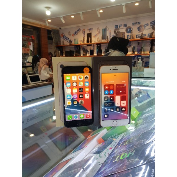 PROMO IPHONE 8 64GB SECOND ORIGINAL GARANSI - TERMURAH-1