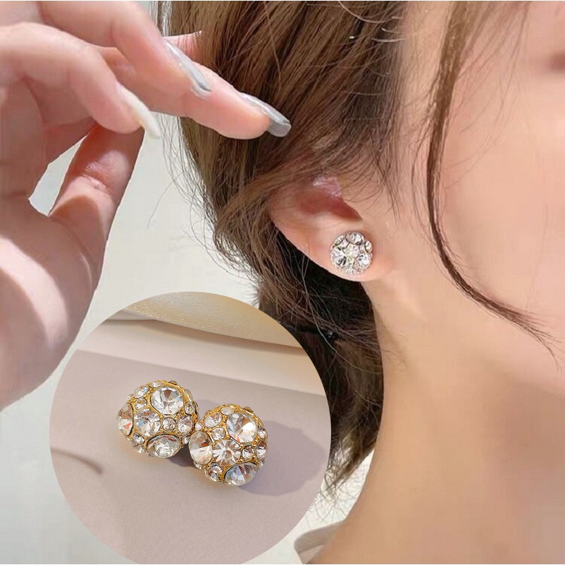 1 Pasang Anting Magnetik Tanpa Tindik Desain Bola Kristal Zirkon Berlian Imitasi Gaya Elegan