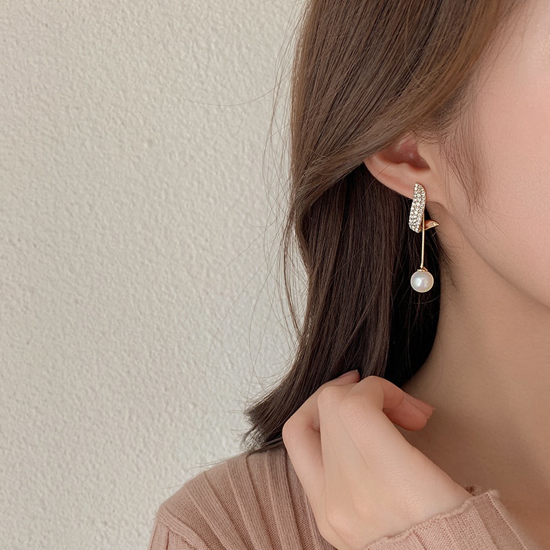 Anting Gantung Panjang Model Rumbai Dengan Kristal + Mutiara Imitasi Untuk Wanita