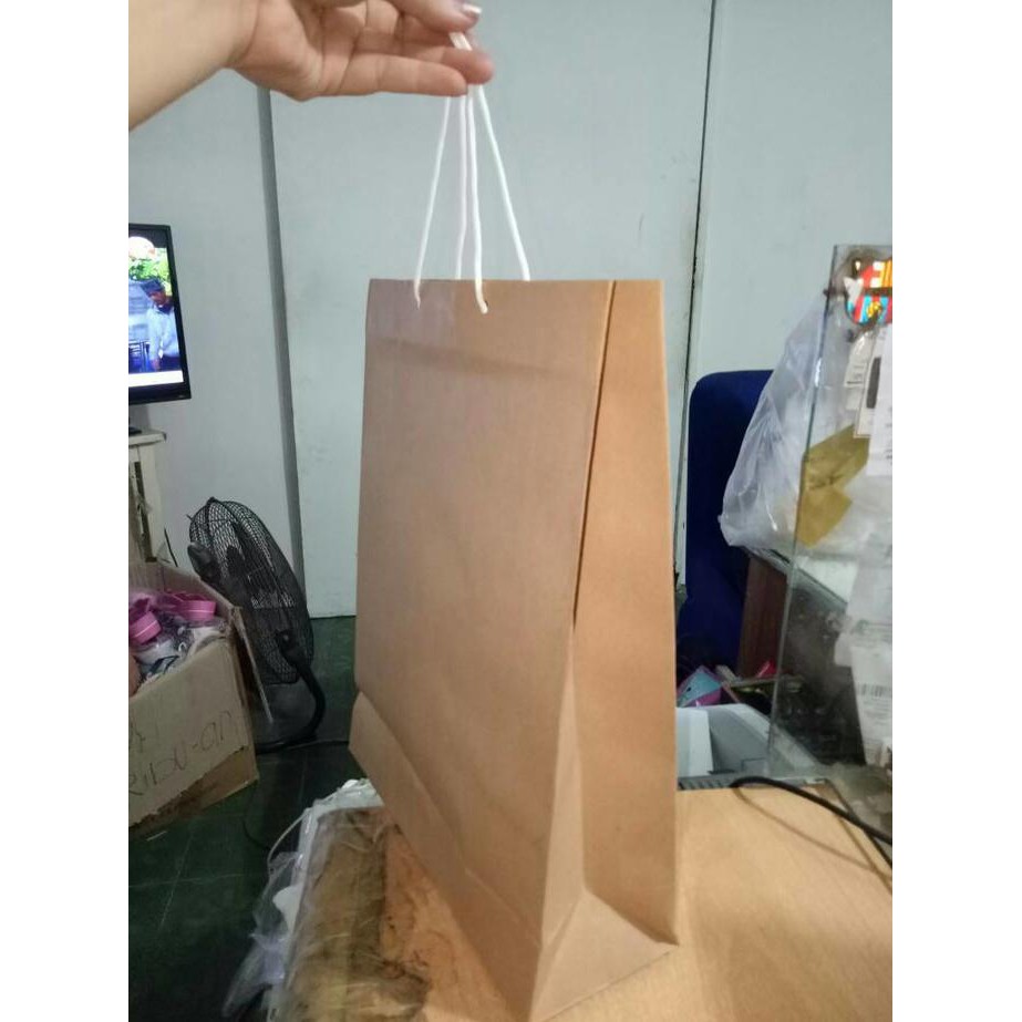 

Paperbag Besar Brown Polos 33X26X8,5 (Satuan)