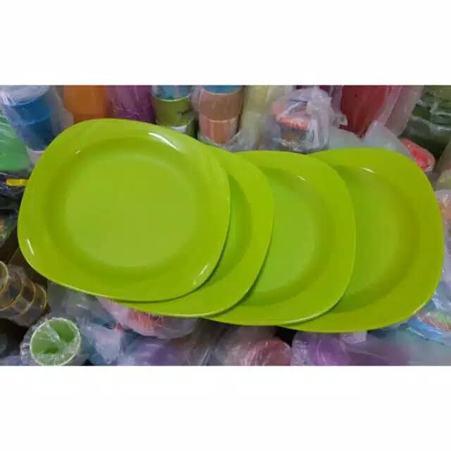 DISKON SALE  TUPPERWARE BLOSSOM PLATE 4PCS PIRING MAKAN PIRING MAKANAN HIJAU GREEN PIRING SAJI