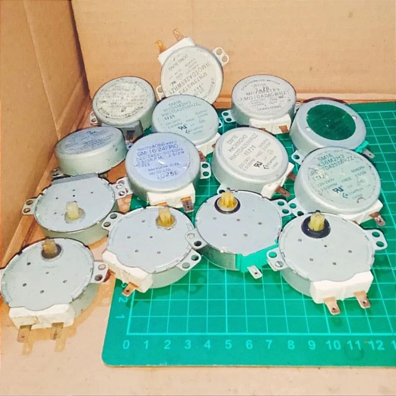 SYNCRONOUS DINAMO AC MOTOR 220V AC 2.5RPM - 3RPM 3W SYNCHRONOUS BEKAS MICROWAVE OVEN