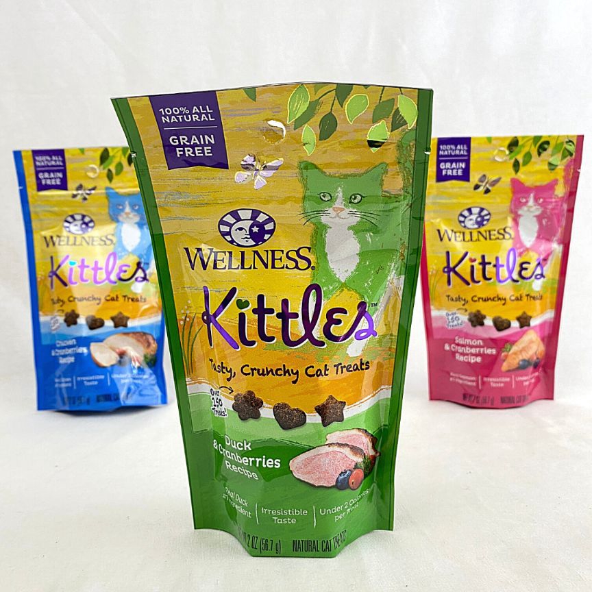 

WELLNESS Snack Kucing KITTLES Duck And Cranberries 56.7g