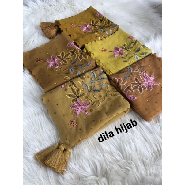 Jilbab segi empat ori premium bungatta