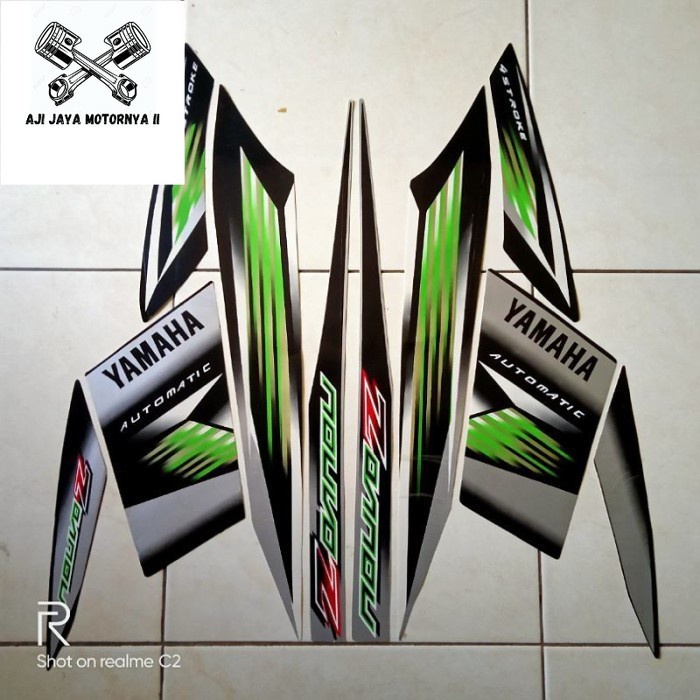 Stiker striping motor yamaha nouvo z 2004-2005 hijau