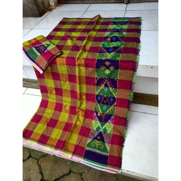 tenun endek set selendang dg Tretes emas
