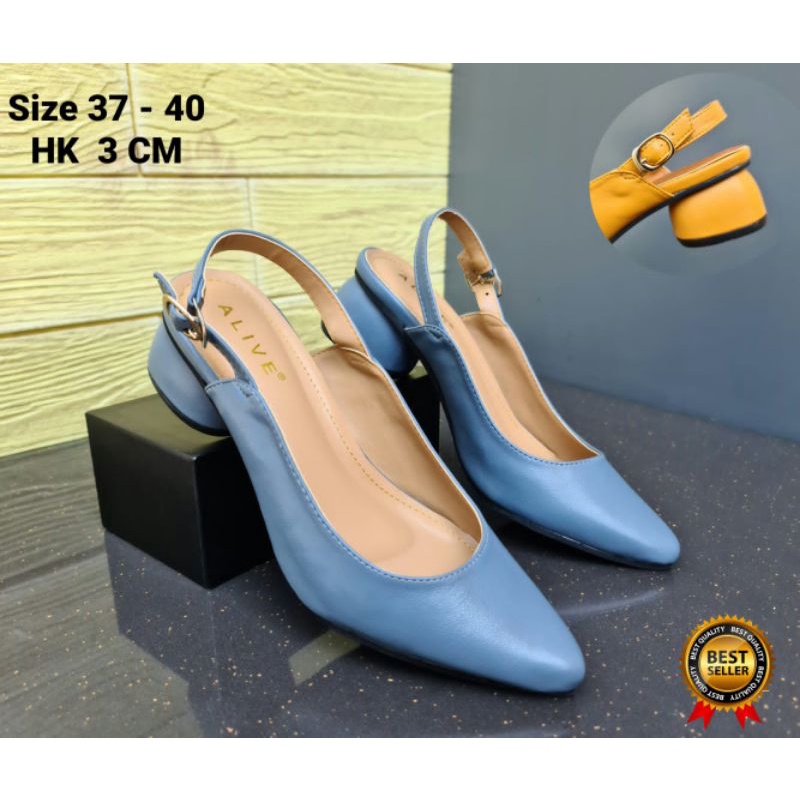 Sepatu alive wanita